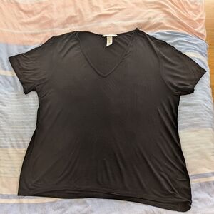 H&M Black Short Sleeve V-Neck Tee